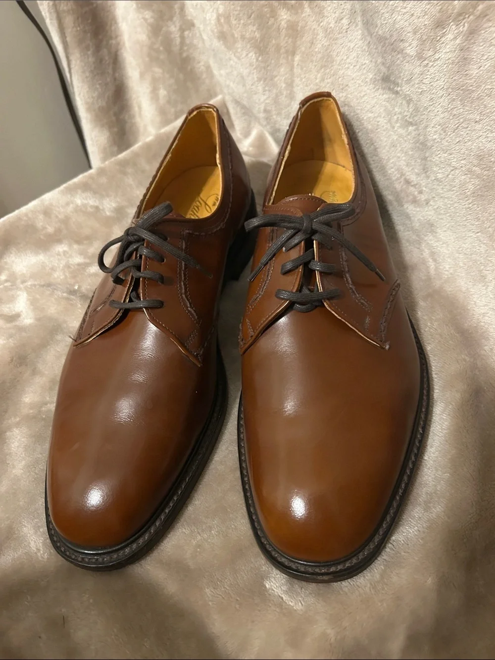 Loake polished brown
